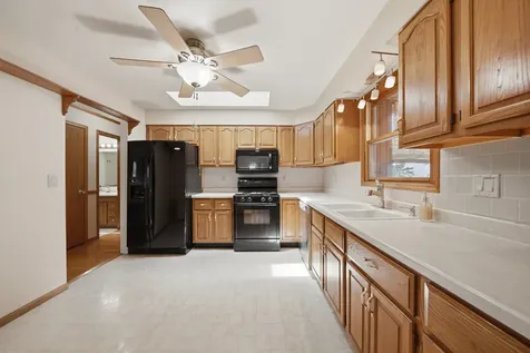 3603 14TH Avenue Sterling IL 61081