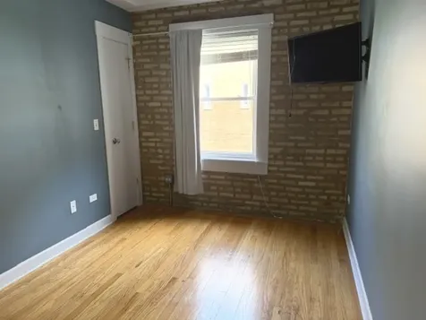 2537 Prairie Avenue Evanston IL 60201