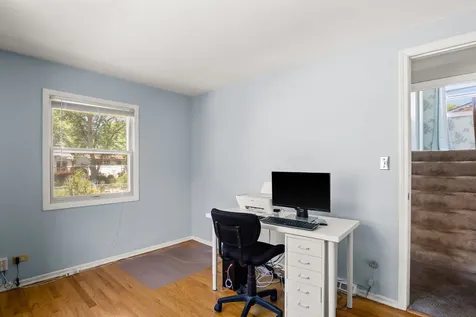 1107 East Elm Street Wheaton IL 60189