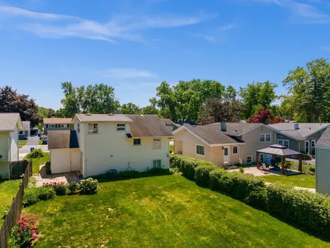 1107 East Elm Street Wheaton IL 60189