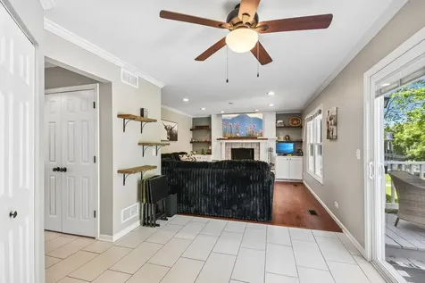 335 Farmhill Circle Wauconda IL 60084