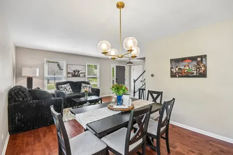 335 Farmhill Circle Wauconda IL 60084