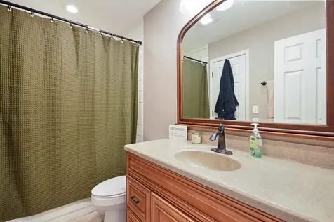 335 Farmhill Circle Wauconda IL 60084