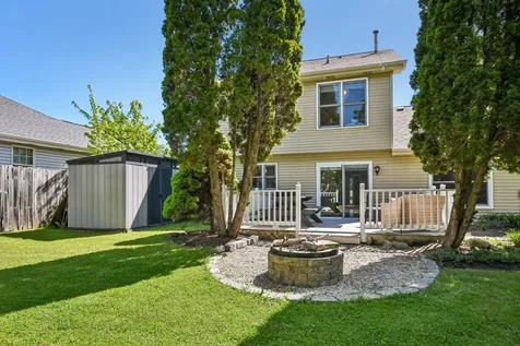 335 Farmhill Circle Wauconda IL 60084
