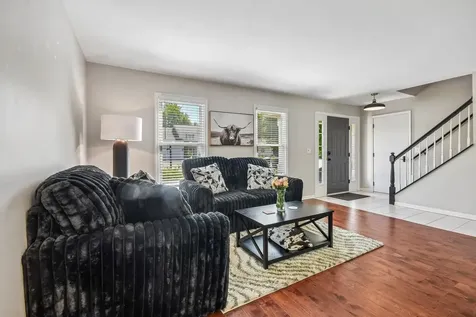335 Farmhill Circle Wauconda IL 60084