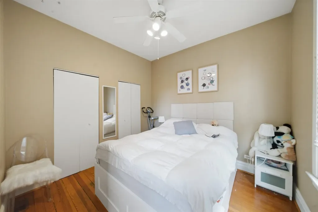 3438 North Seeley Avenue Chicago IL 60618