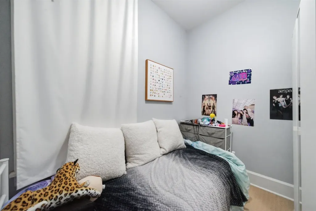 3438 North Seeley Avenue Chicago IL 60618