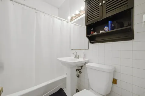 3438 North Seeley Avenue Chicago IL 60618