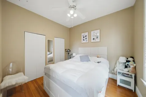 3438 North Seeley Avenue Chicago IL 60618