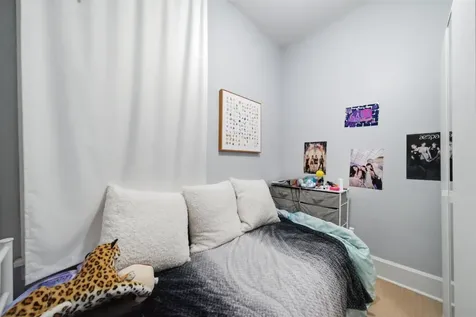 3438 North Seeley Avenue Chicago IL 60618