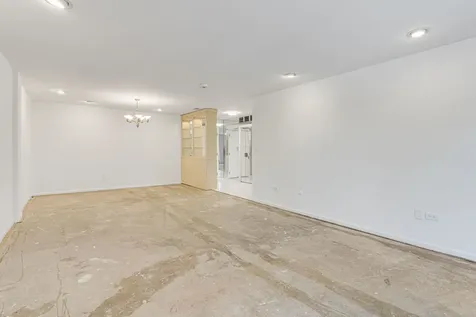 6400 North Cicero Avenue Lincolnwood IL 60712