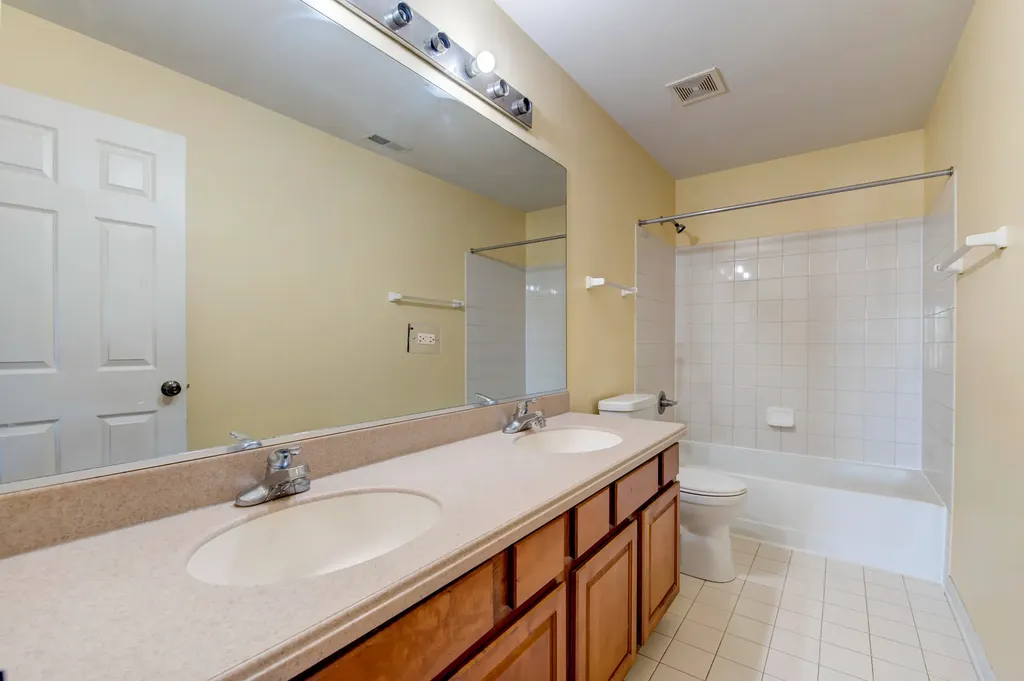 860 Spring Creek Circle Naperville IL 60565