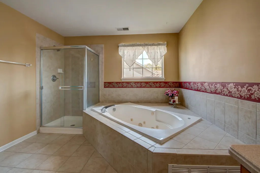 860 Spring Creek Circle Naperville IL 60565