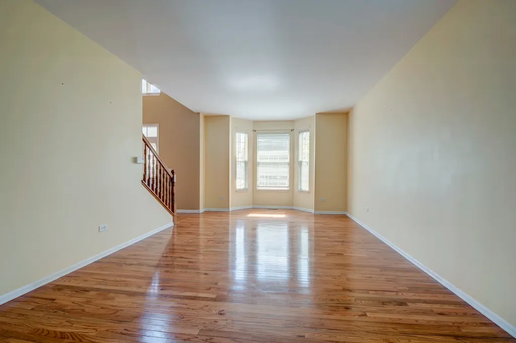 860 Spring Creek Circle Naperville IL 60565