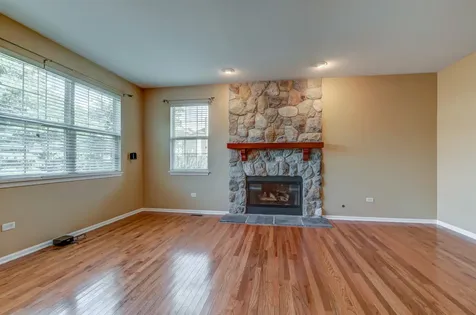 860 Spring Creek Circle Naperville IL 60565