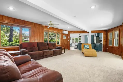 7300 West 108th Place Worth IL 60482