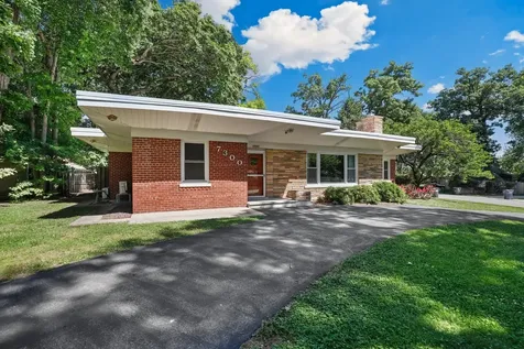7300 West 108th Place Worth IL 60482