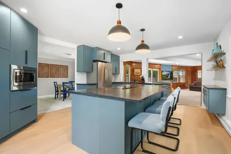 7300 West 108th Place Worth IL 60482