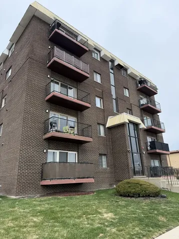 10424 Central Avenue Oak Lawn IL 60453