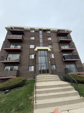 10424 Central Avenue Oak Lawn IL 60453