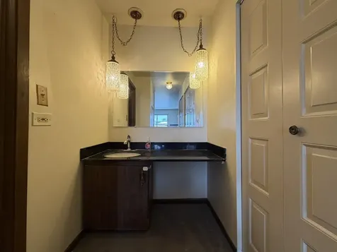 10424 Central Avenue Oak Lawn IL 60453
