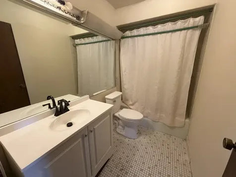 10424 Central Avenue Oak Lawn IL 60453