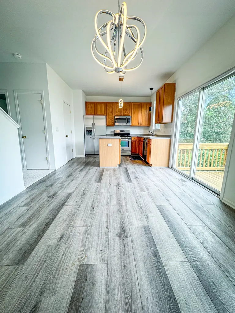 1758 Fredericksburg Lane Aurora IL 60503