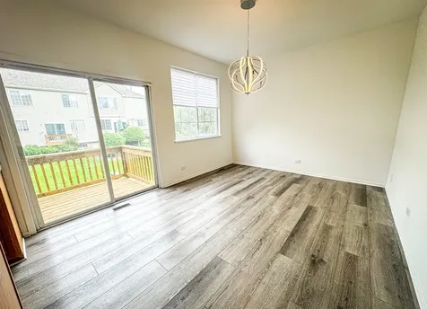 1758 Fredericksburg Lane Aurora IL 60503