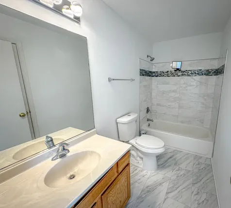 1758 Fredericksburg Lane Aurora IL 60503