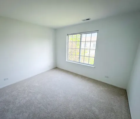 1758 Fredericksburg Lane Aurora IL 60503
