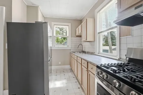 2416 17TH Avenue Rock Island IL 61201