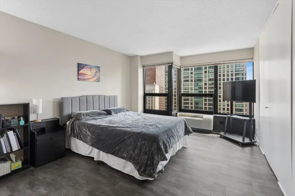 30 East Huron Street Chicago IL 60611
