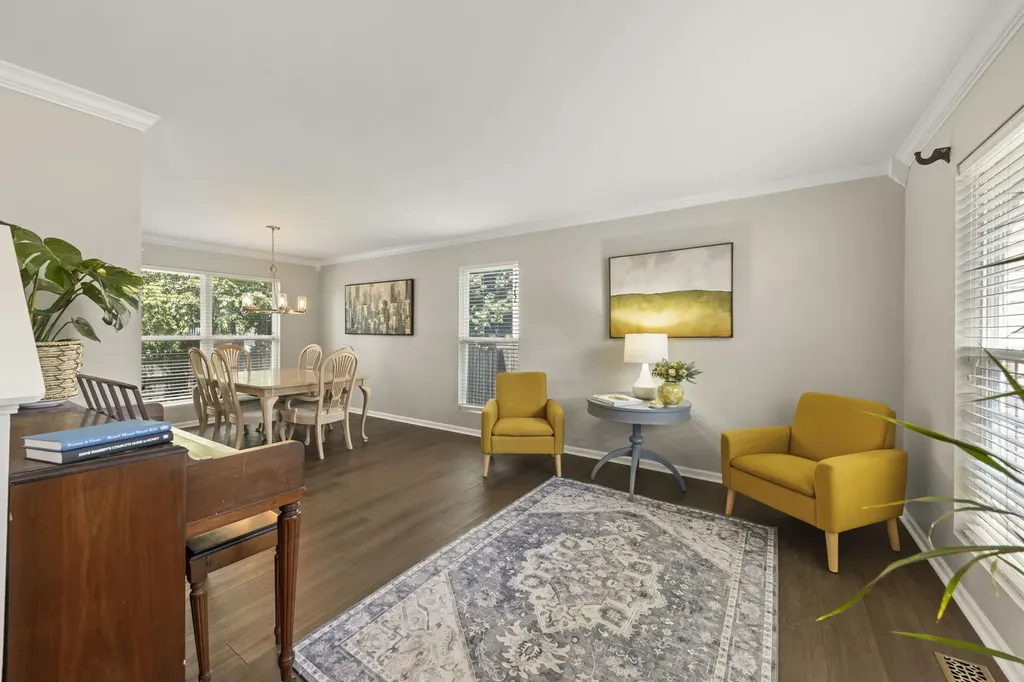 1528 Schumacher Drive Bolingbrook IL 60490