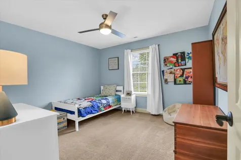 9 Della Court Savoy IL 61874
