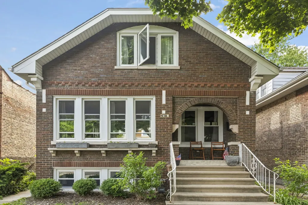 2416 Elmwood Avenue Berwyn IL 60402