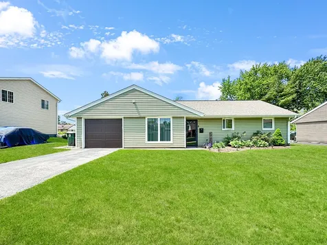7830 Sprucewood Avenue Woodridge IL 60517
