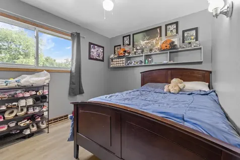 4 Saugatuck Road Montgomery IL 60538