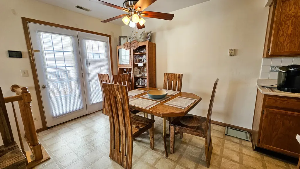 106 Village Creek Drive Lake In The Hills IL 60156