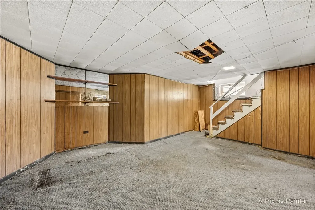 8252 South Marshfield Avenue Chicago IL 60620