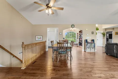 2665 Private Access 374 E Mahomet IL 61853