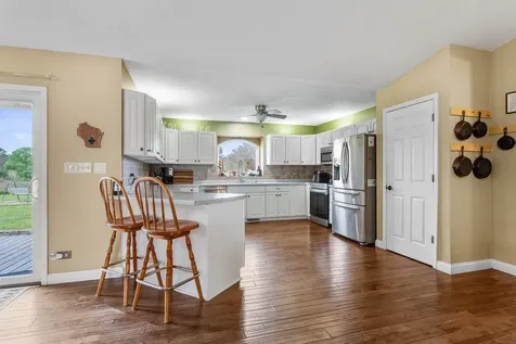 2665 Private Access 374 E Mahomet IL 61853