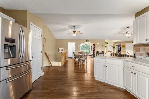2665 Private Access 374 E Mahomet IL 61853