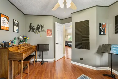 2665 Private Access 374 E Mahomet IL 61853