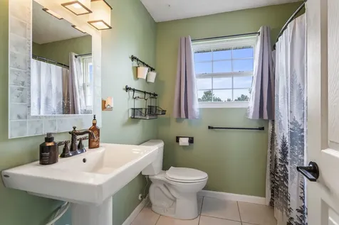 2665 Private Access 374 E Mahomet IL 61853
