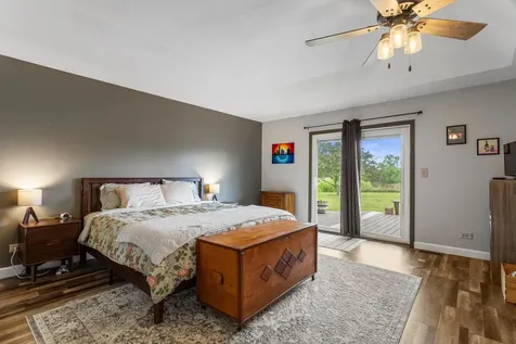 2665 Private Access 374 E Mahomet IL 61853