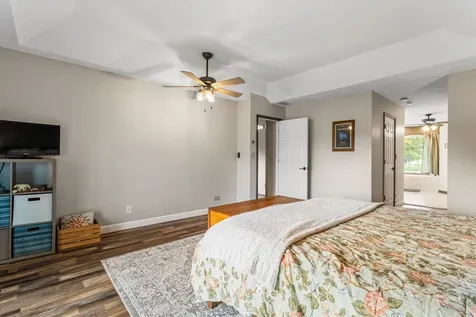 2665 Private Access 374 E Mahomet IL 61853