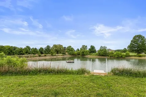 2665 Private Access 374 E Mahomet IL 61853