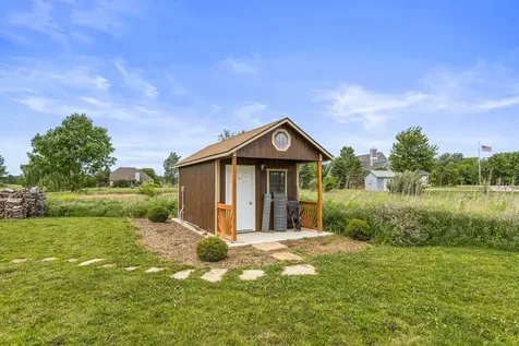 2665 Private Access 374 E Mahomet IL 61853
