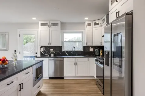 9132 Lincolnwood Drive Evanston IL 60203