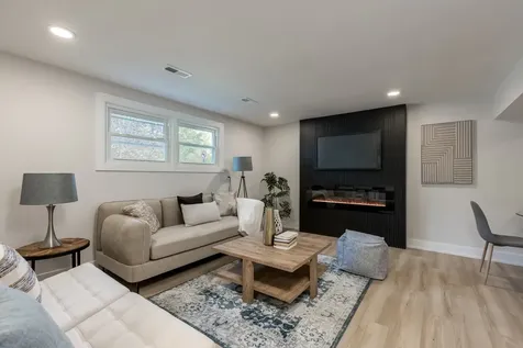9132 Lincolnwood Drive Evanston IL 60203